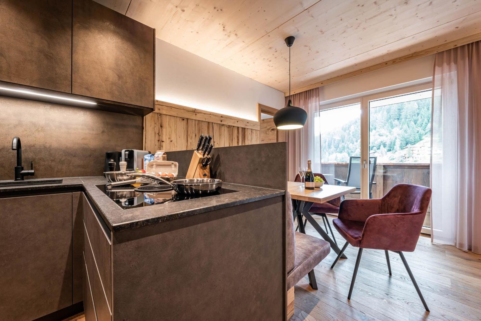 Schoenblick Appartements Тукс Екстер'єр фото